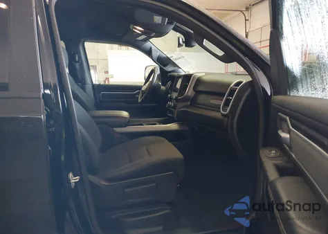 2020 Ram 1500 Big Horn 4X4 6'4 Box из США, поврежденный, VIN 1C6SRFBT9LN371505